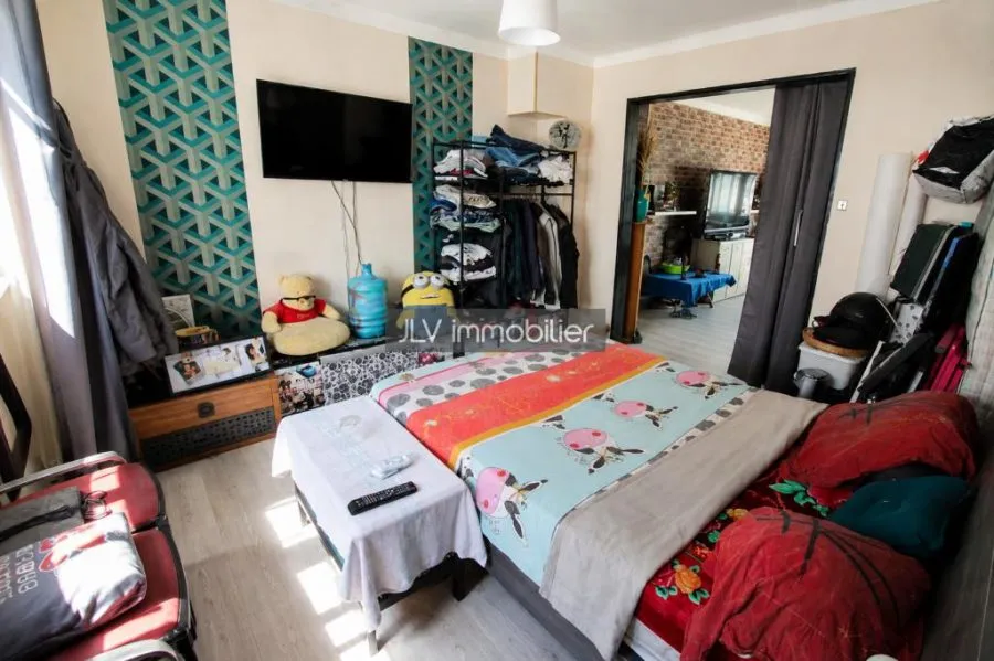 Immeuble à vendre à Saint-Pol-sur-Mer, 131 m² — photo 2