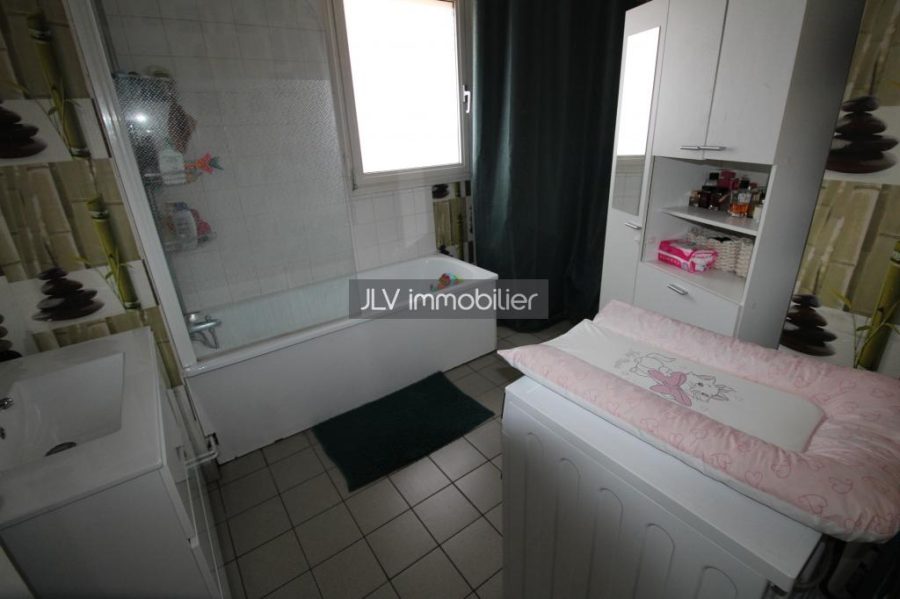 Immeuble à vendre à Saint-Pol-sur-Mer, 736 m² — photo 12