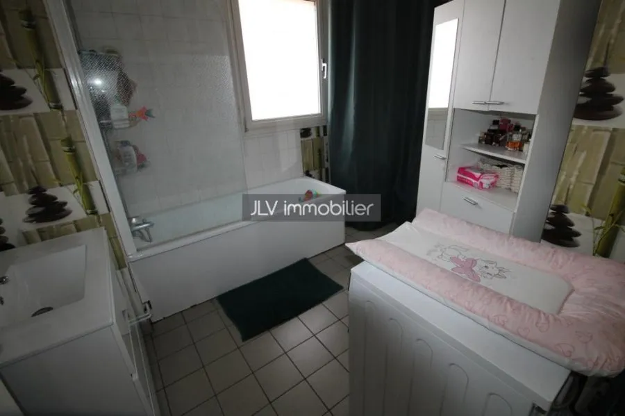 Immeuble à vendre à Saint-Pol-sur-Mer, 736 m² — photo 12