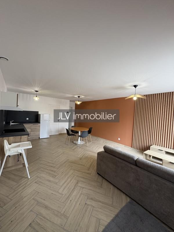 Appartement à louer à Dunkerque, 60 m²