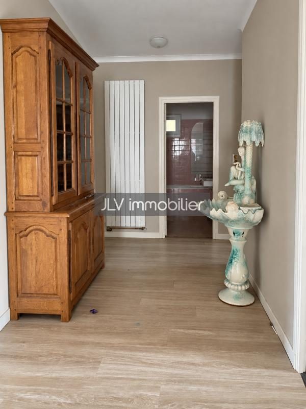 Maison à vendre à Pargny-sur-Saulx, 300 m² — photo 2