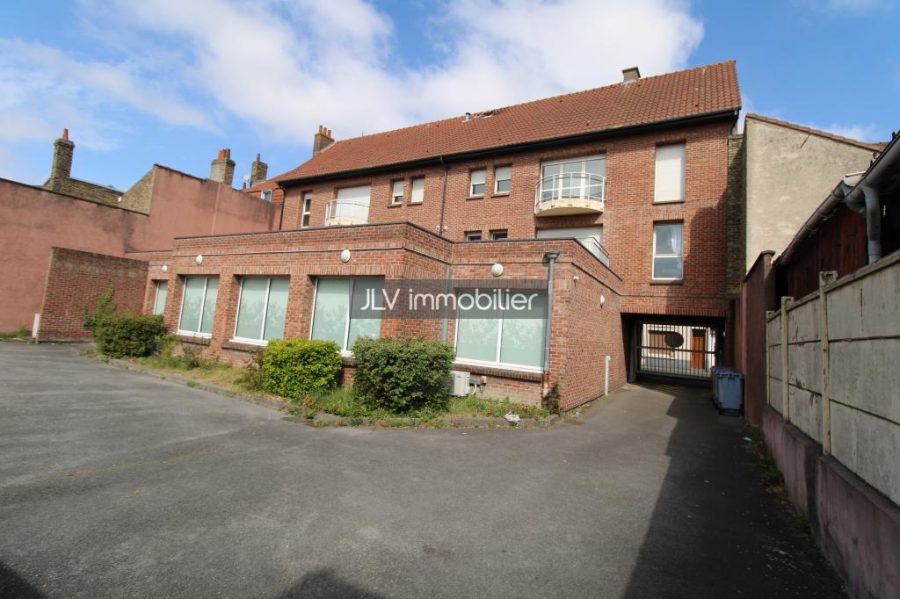 Immeuble à vendre à Saint-Pol-sur-Mer, 736 m²