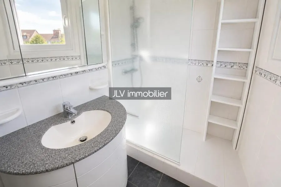Maison à vendre à Cappelle-la-Grande, 80 m² — photo 3