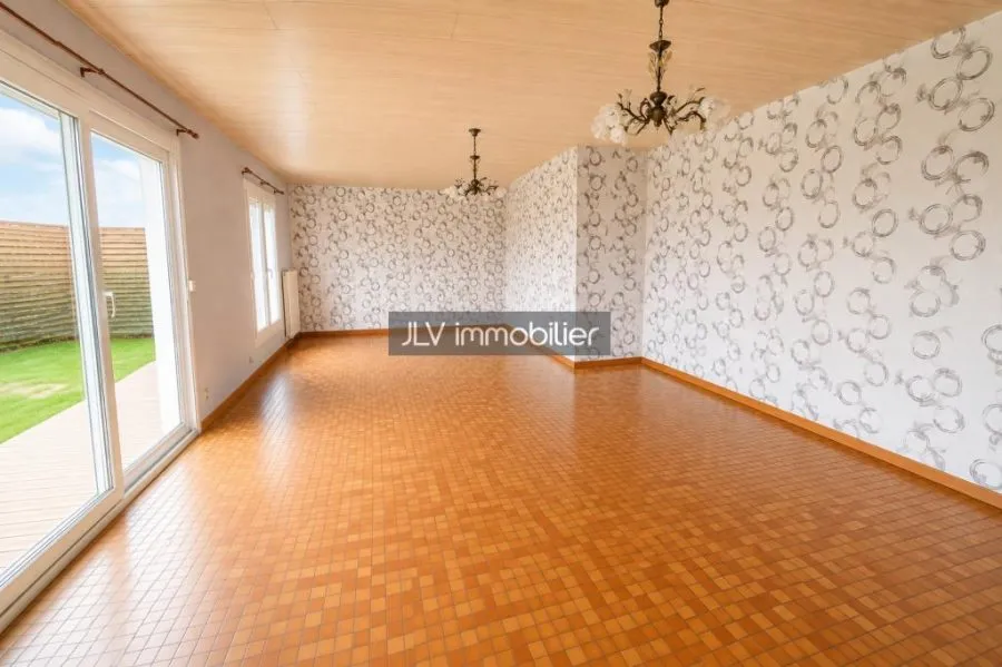 Maison à vendre à Loon-Plage, 92 m²