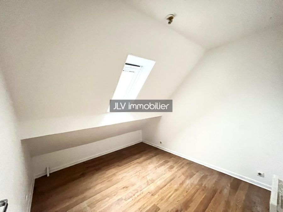 Maison à louer à Saint-Folquin, 95 m² — photo 2