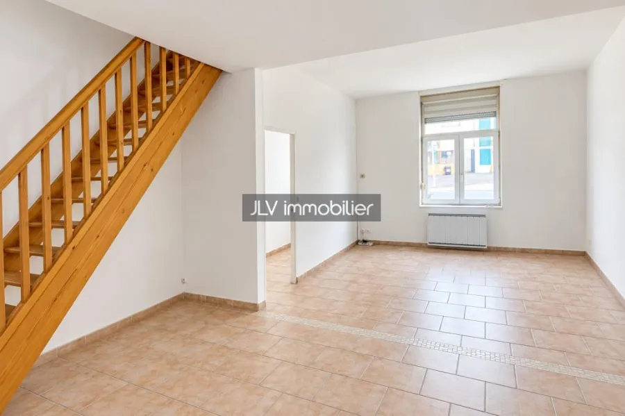 Maison à louer à Saint-Pol-sur-Mer, 80 m² — photo 1