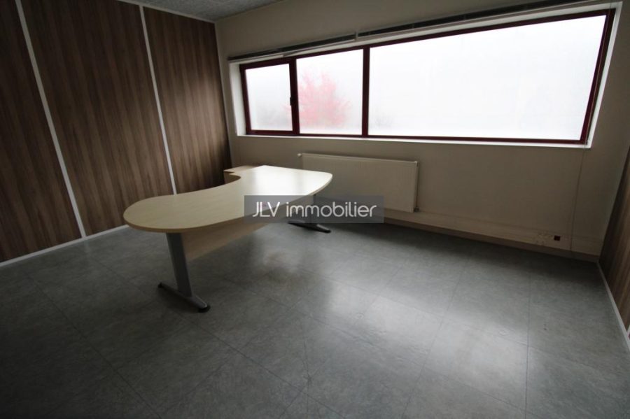 Local commercial à louer à Bergues, 192 m² — photo 10