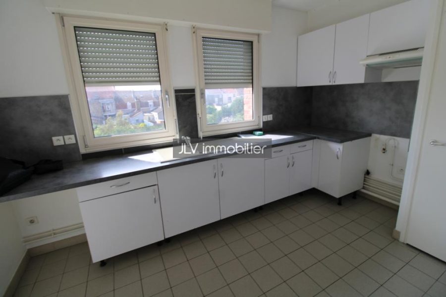 Immeuble à vendre à Saint-Pol-sur-Mer, 736 m² — photo 5