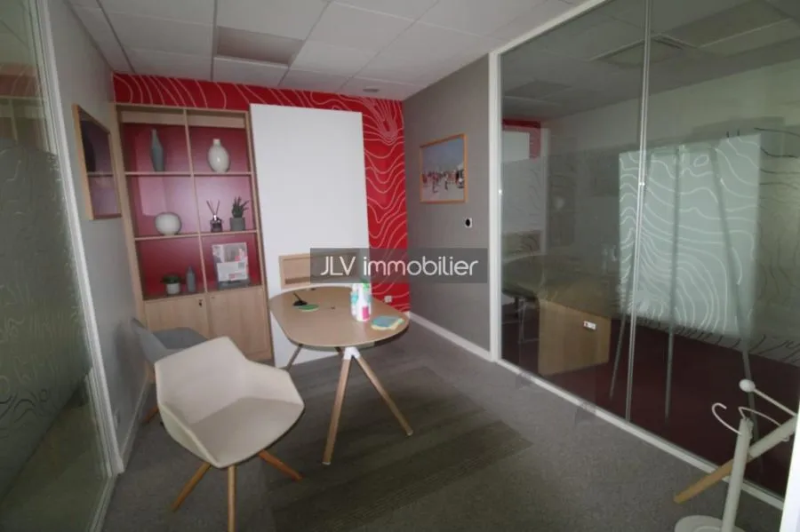 Immeuble à vendre à Saint-Pol-sur-Mer, 736 m² — photo 3